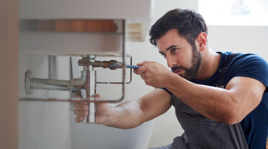 Hot water issue at sink in Larwill, IN